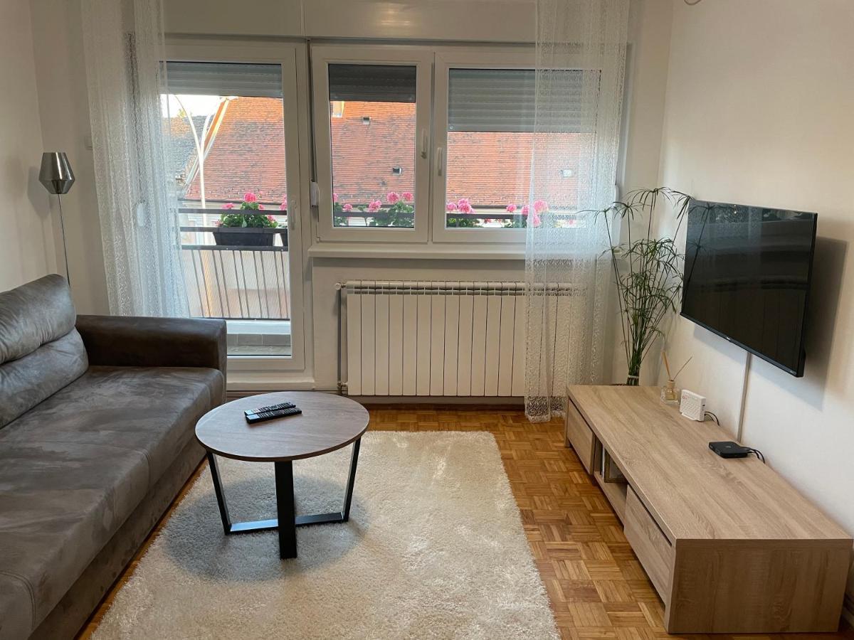 Sunny Apartment Βρσατς Εξωτερικό φωτογραφία